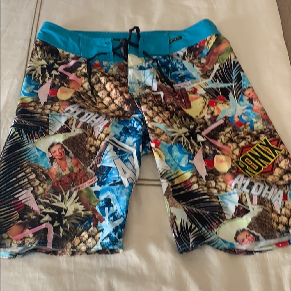Men’s Ronix board shorts 32 pineapples